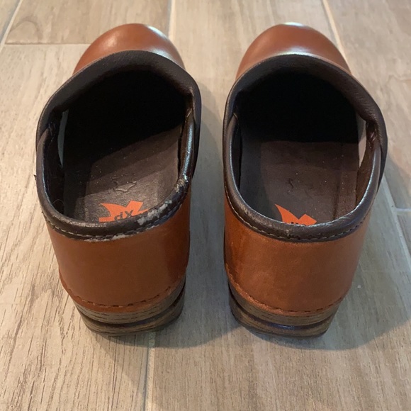 Dansko Clogs - Picture 4 of 6